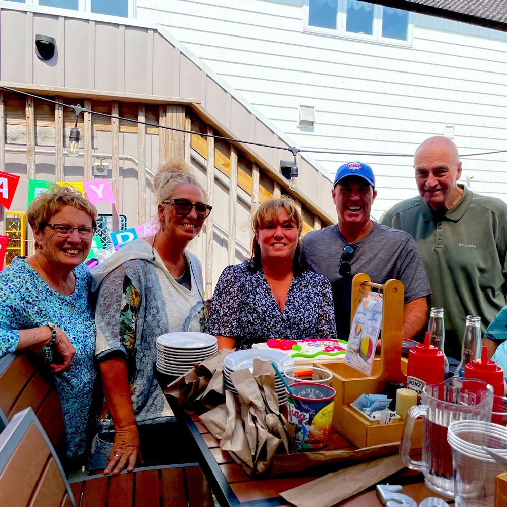 Meet your Posher, Tracy